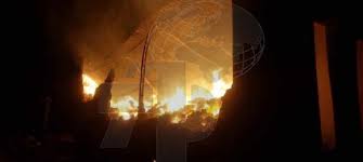 Béja : Incendie dans un entrepôt de stockage de fourrages à Goubellat