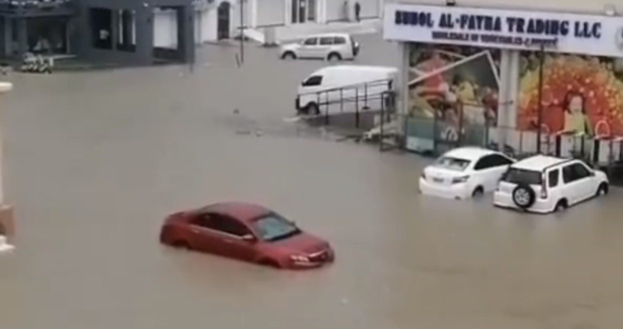 Intempéries à Oman et Dubaï : 18 morts au Sultanat et d’impressionnantes inondations