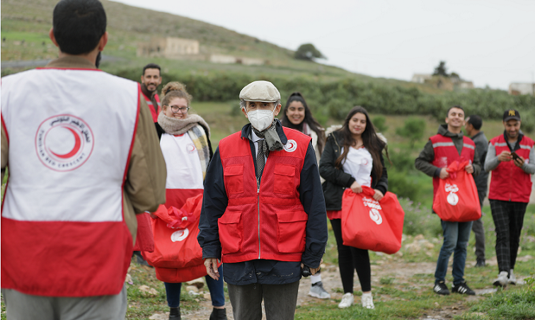 "Koffat El M7aba": Ooredoo distribue 600 colis alimentaires aux nécessiteux