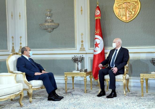 Kaïs Saïed s'entretient avec le président de l'UTICA