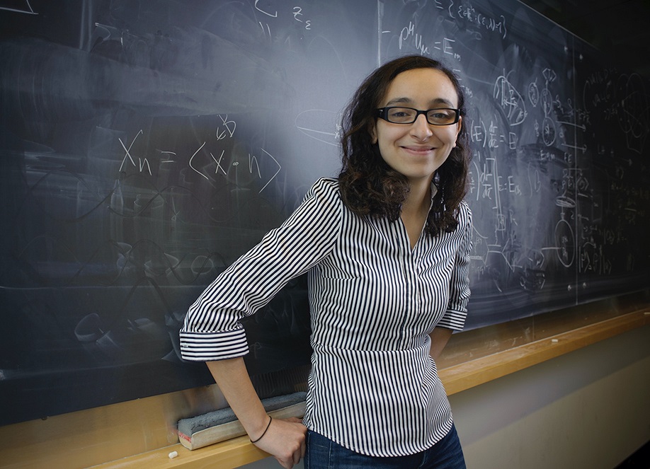 Astronomie : La jeune physicienne tunisienne Lina Necib, une ”Etoile montante ” aux Etats-Unis