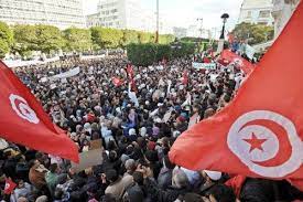 Ennahdha et d’autres initiatives ou partis anti-Saïed appellent à manifester le 14 janvier