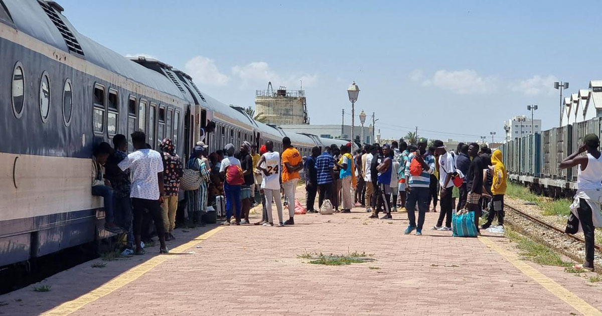 Migrants : La coordination nationale des mouvements sociaux appelle à venir en aide aux Subsahariens