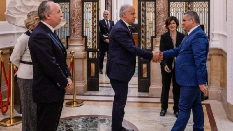Migration irrégulière: le ministre de l'intérieur à Rome