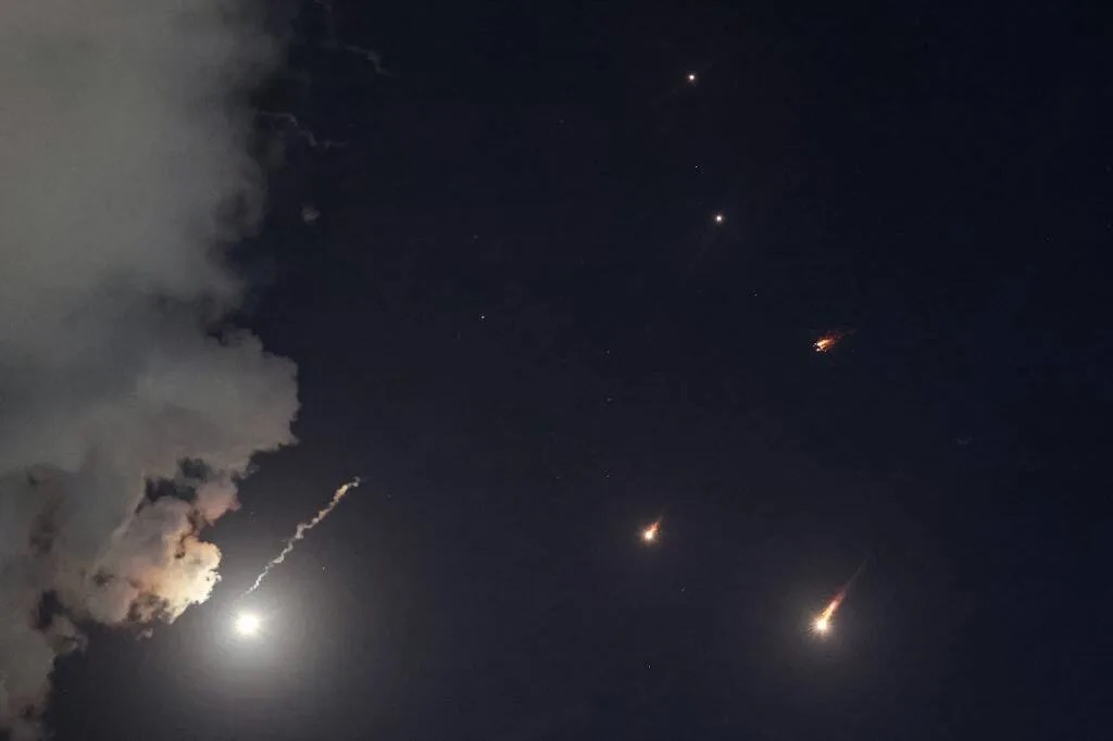 Missiles iraniens sur Israël: un palestinien tué et deux israéliens blessés