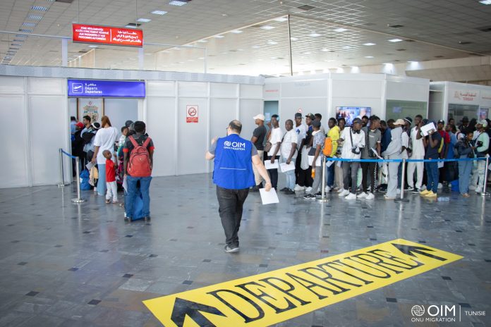  OIM : retour volontaire de 150 Guinéens dans leur pays à travers un vol charter