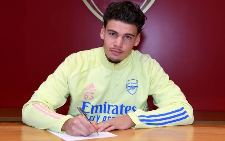 Officiel: Arsenal accueille le tunisien Omar Rekik