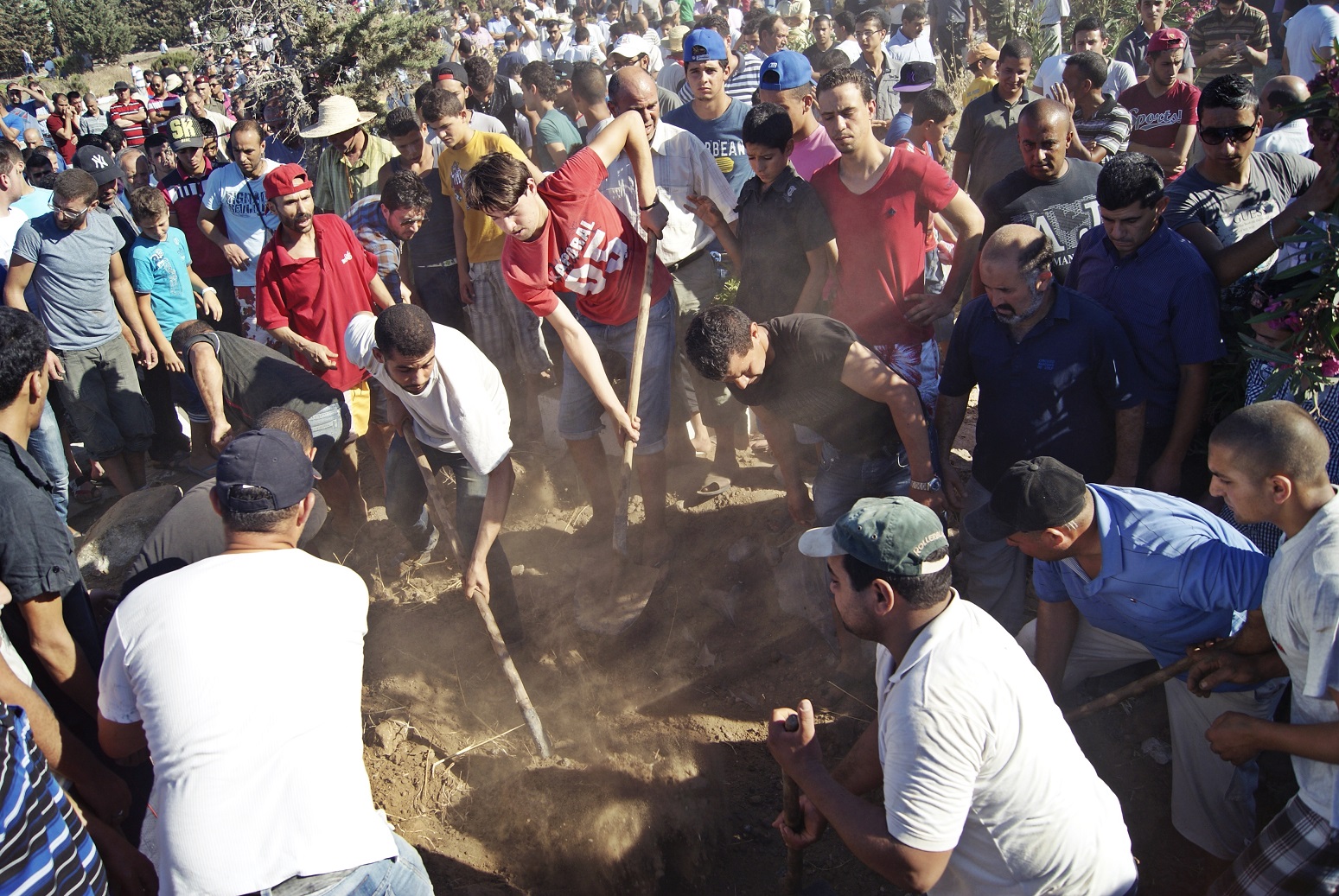 Enterrement du martyr Oussama Chakroun