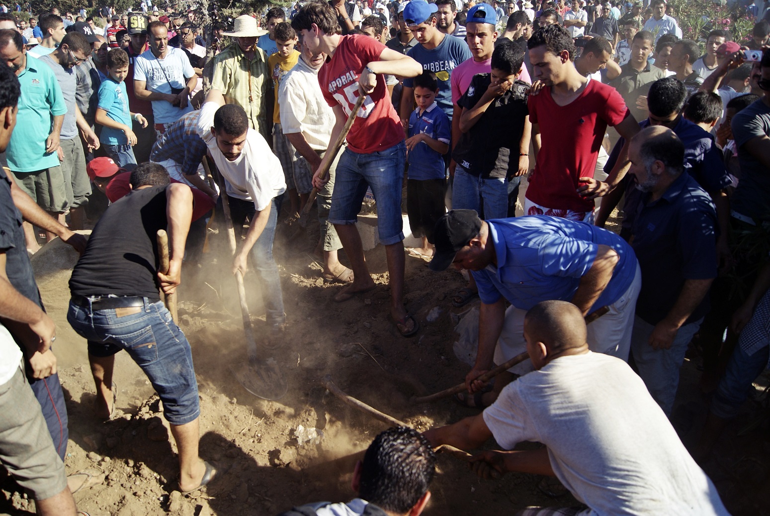 Enterrement du martyr Oussama Chakroun