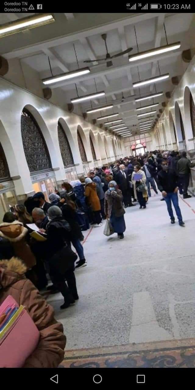 Covid-19 : Un rebond est inévitable en raison des longues files d’attente devant les tribunaux.