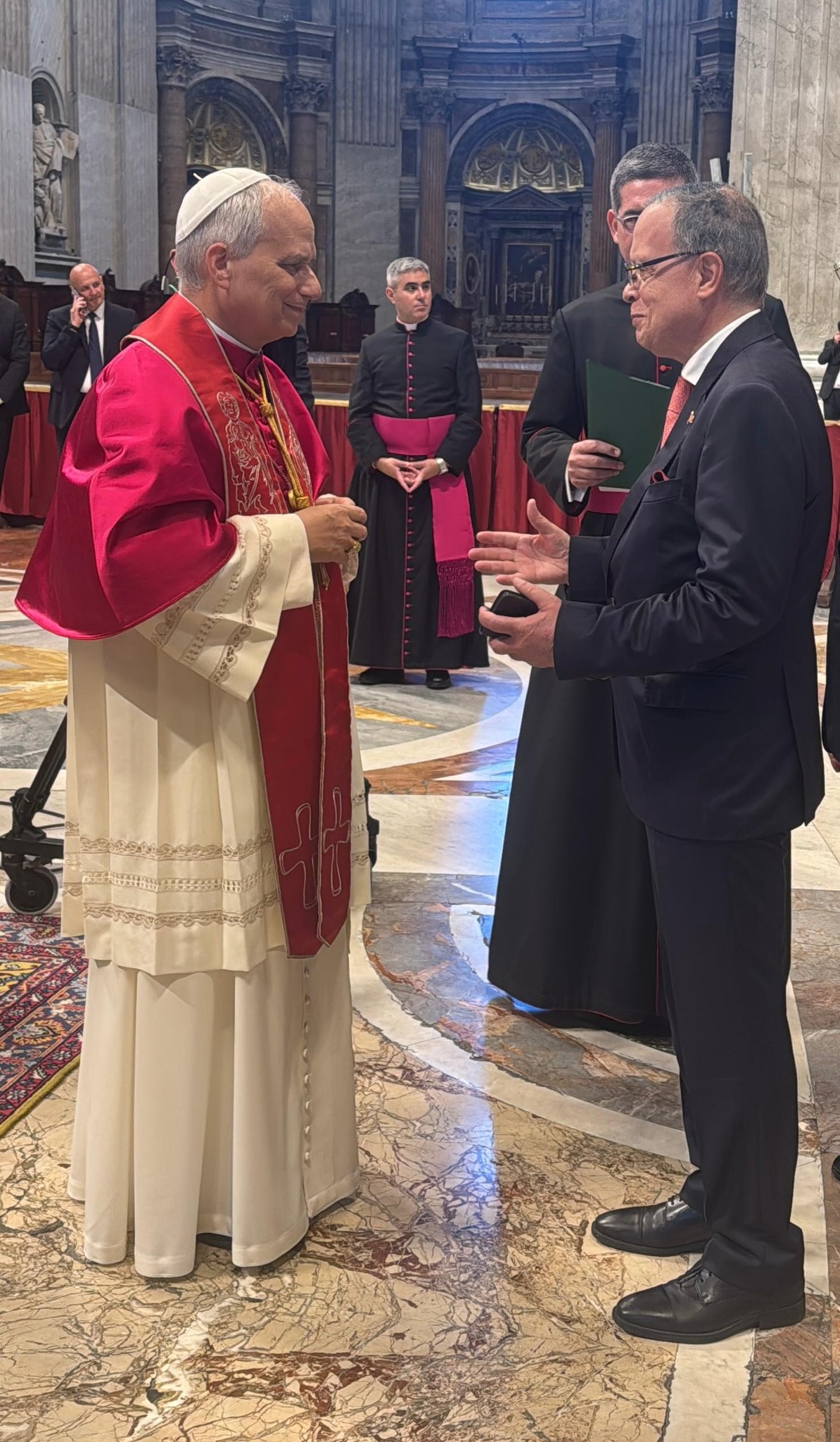 L'ambassadeur de Tunisie à Rome présente ses vœux au nouveau Pape