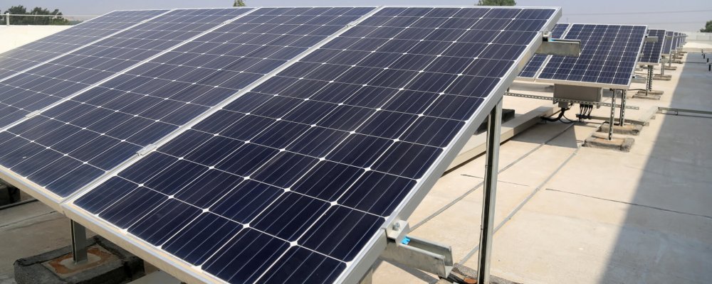Unité de production d'électricité à partir de l'énergie solaire photovoltaïque à Meknassy