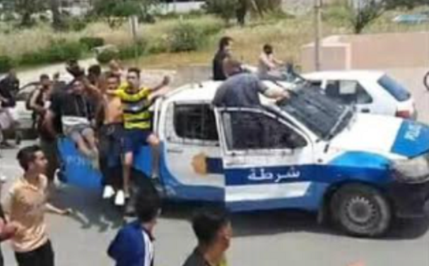 Affrontements au Bardo et à Bizerte entre la police et les supporters violents (vidéo)