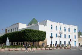 La Kasbah reporte la réunion de négociation avec l’UGTT, celle-ci exprime sa surprise