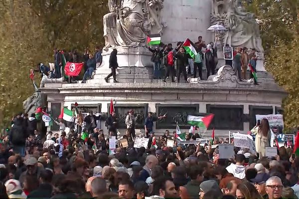 Manifestation pro-p_alestinenne à Paris : 15.000 personnes à l’appel d'un collectif d'une quarantaine d'organisations