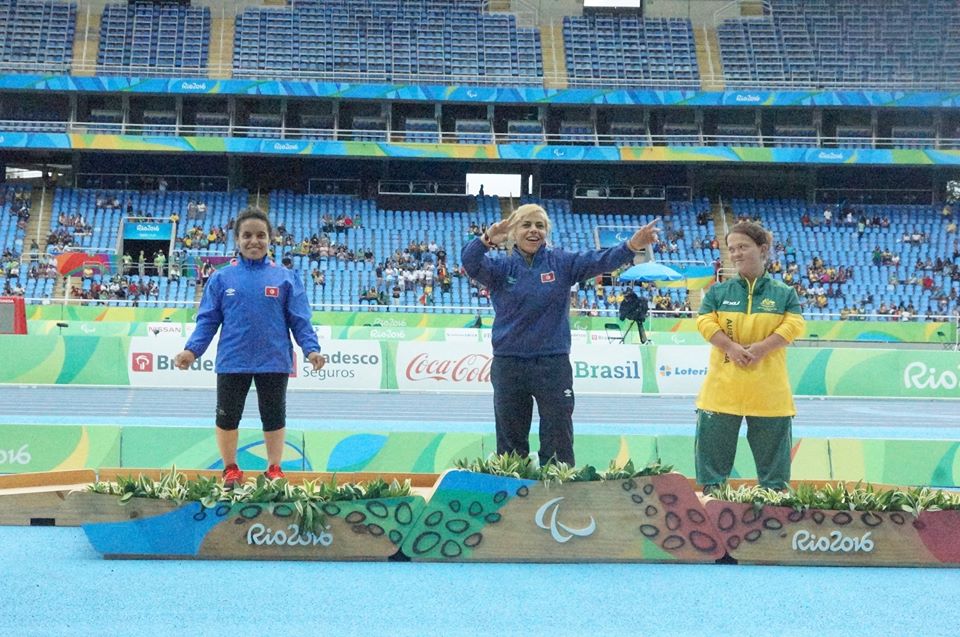 Rawaâ Tlili et Samar Ben Kaâleb sur le podium