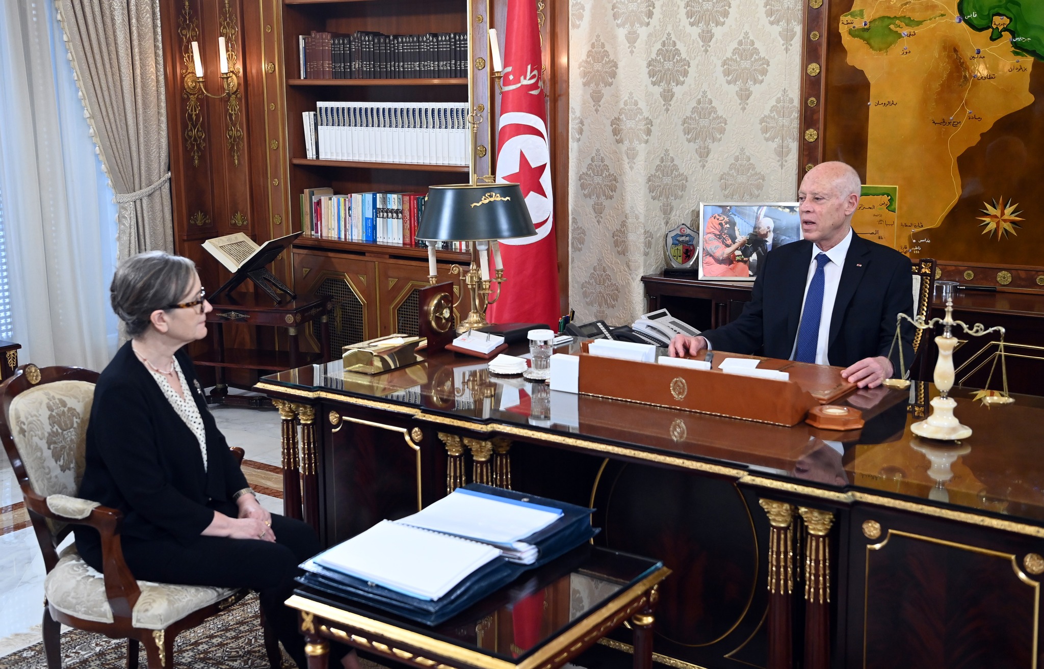 Migration: Saied s'en prend aux milieux coloniaux et leurs agents en Tunisie