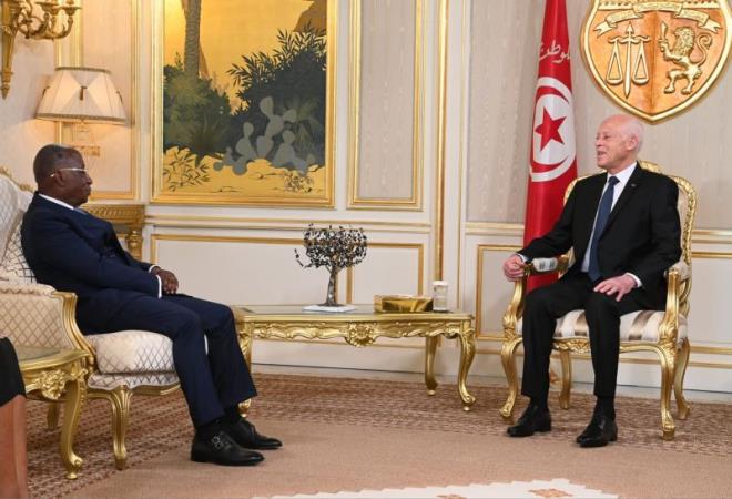 Recevant le ministre ivoirien des AE, Saïed : la Tunisie n'admettra pas la présence de personnes hors la loi sur son sol