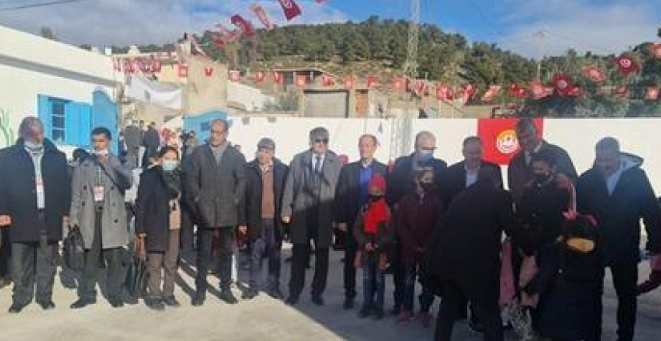 L’UGTT réaménage l'école primaire El Menjem à Sakiet Sidi Youssef