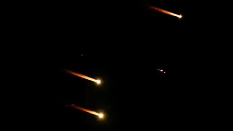 Salves de missiles iraniens contre Israël