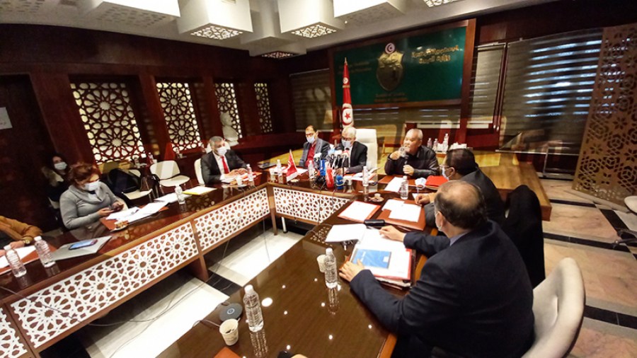 Tunisie: Pour avoir refusé de se faire vacciner, 6 institutrices suspendues