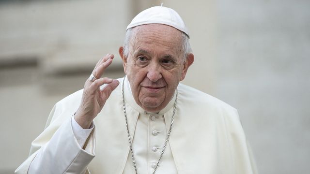 Le pape François, 86 ans, hospitalisé en raison d'une infection respiratoire,