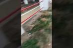L'impressionnant sauvetage de l’élève bousculé dans les crues (vidéo)