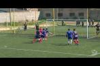 Un arbitre marque un but…et le valide en plus (vidéo) 