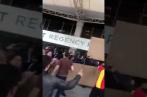  Début de la réunion de la CAF à Paris : Les supporters de l’EST font du bruit devant l'hôtel (vidéo)