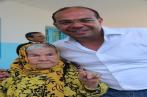 Mahdi Ben Gharbia vote aux côtés de la figure emblématique de Bizerte, en photos