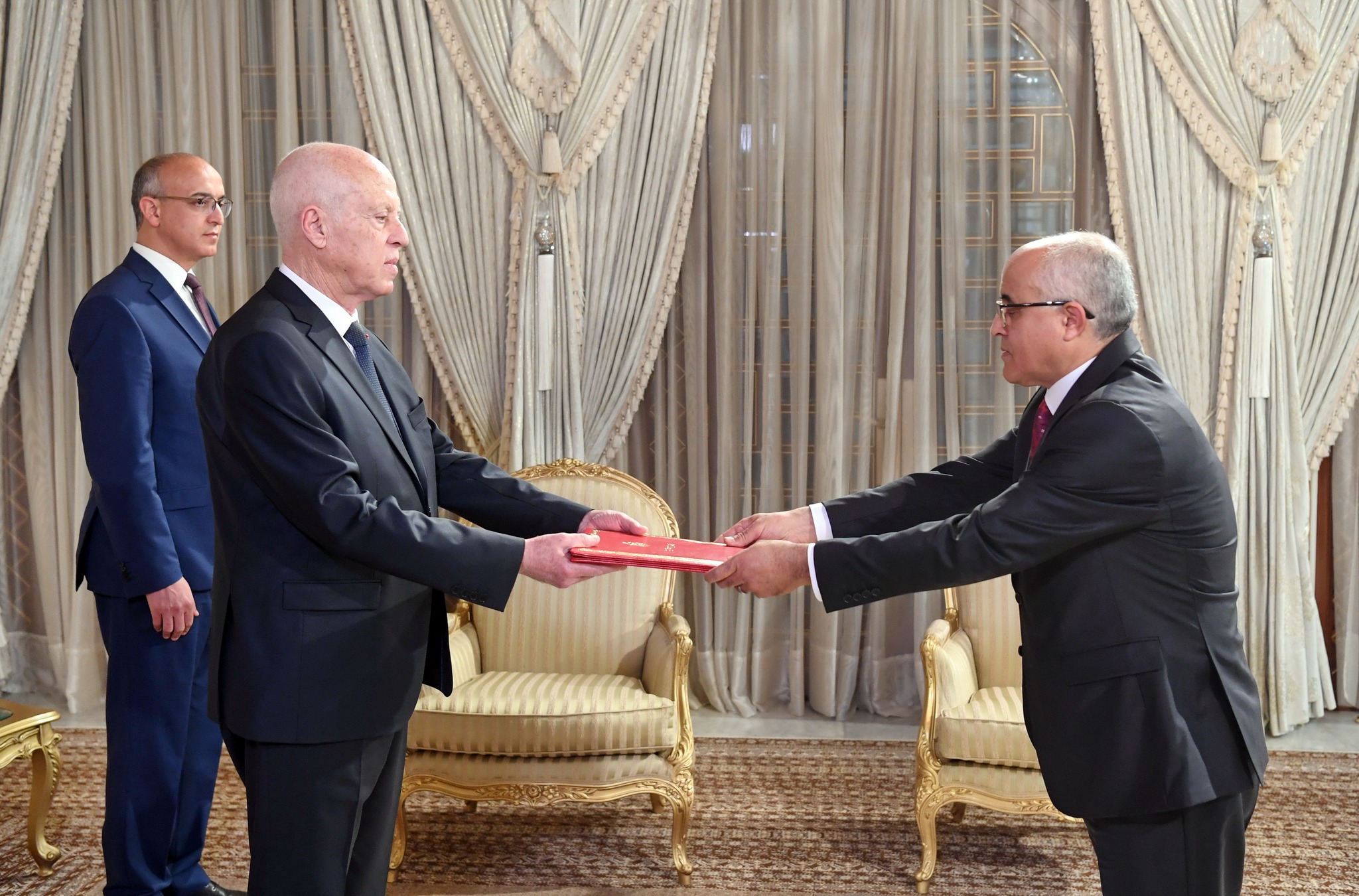 Le président de la République remet ses lettres de créance au nouvel ambassadeur en Syrie