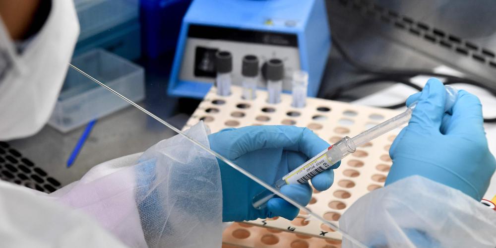   Covid-19 : Incroyable, un lycéen attrape le virus à trois reprises en moins d'un an