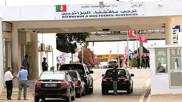 Tunisie: Record des arrivées des Algériens à travers les passages frontaliers