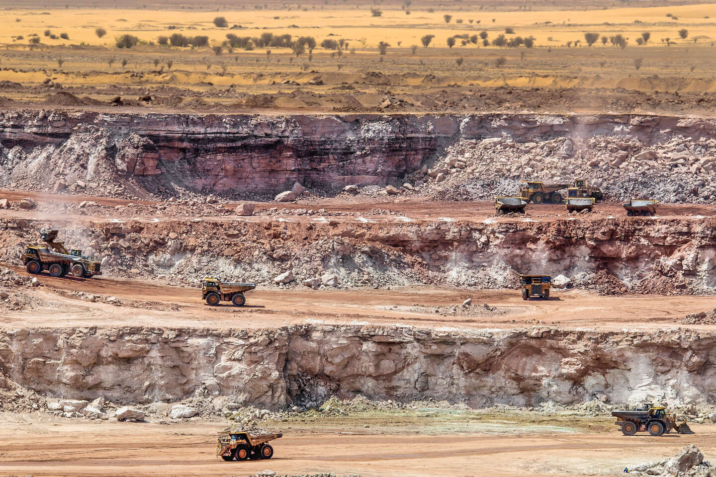 Niger : La junte militaire retire à la France l’exploitation de la plus importante mine d'uranium du pays.