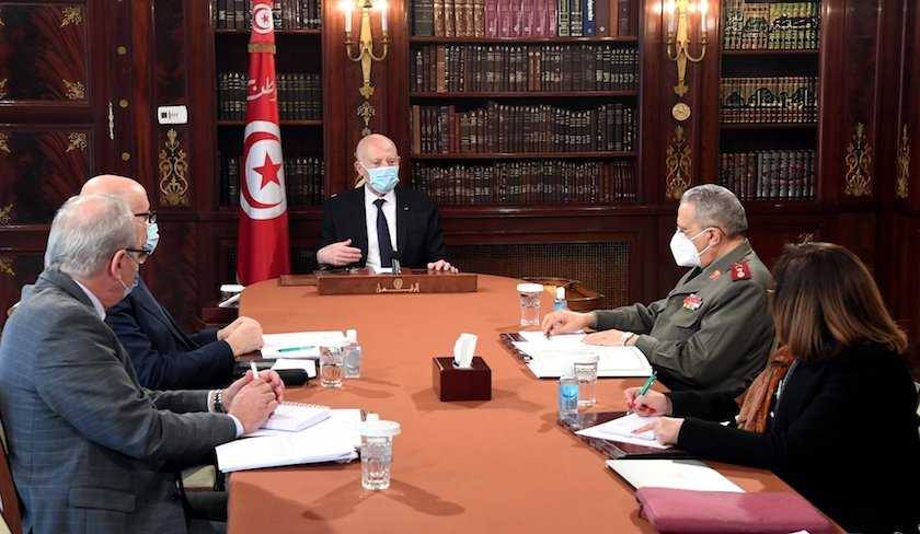 Dossier vaccin : Confusion, absence d’anticipation et tiraillement ?!