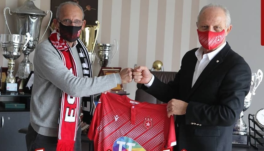 Officiel: Jorvan Vieira nouvel entraineur de l'Etoile du Sahel