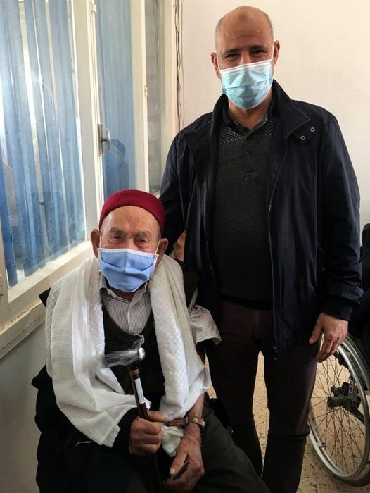  A 102 ans, il est le Tunisien le plus âgé à se faire vacciner